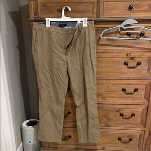 Banana Republic Tan Chinos with Straight Leg Design 36x30